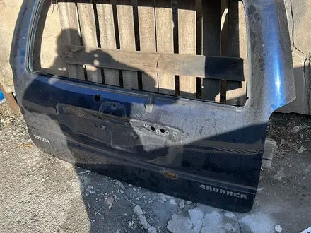 Дверь багажника крышка за 25 000 тг. в Алматы