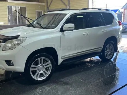 Toyota Land Cruiser Prado 2013 года за 16 500 000 тг. в Актобе – фото 7