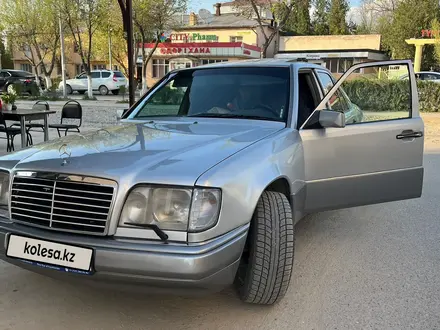 Mercedes-Benz E 280 1993 годаүшін2 100 000 тг. в Туркестан – фото 9