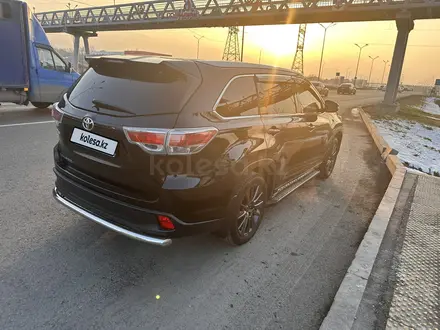 Toyota Highlander 2014 года за 12 888 888 тг. в Алматы – фото 3