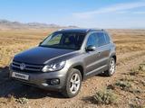 Volkswagen Tiguan 2013 года за 7 500 000 тг. в Караганда