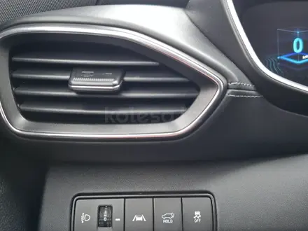Hyundai Santa Fe 2021 года за 16 000 000 тг. в Усть-Каменогорск – фото 18
