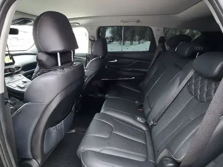 Hyundai Santa Fe 2021 года за 16 000 000 тг. в Усть-Каменогорск – фото 6