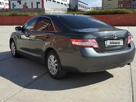 Toyota Camry 2010 года за 6 400 000 тг. в Актобе – фото 8