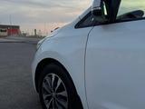 Kia Carnival 2018 года за 9 800 000 тг. в Туркестан – фото 3