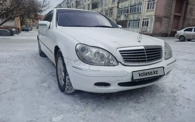 Mercedes-Benz S 500 1999 годаfor3 300 000 тг. в Жезказган