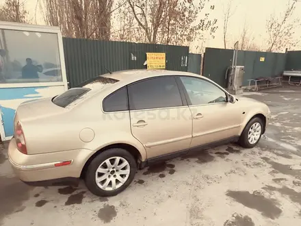 Volkswagen Passat 2001 года за 2 200 000 тг. в Алматы – фото 11
