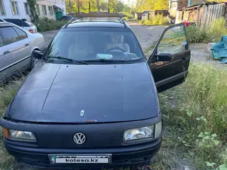 Volkswagen Passat, 1993