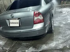 Volkswagen Passat, 2003