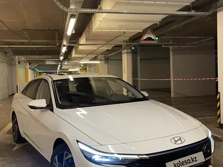 Hyundai Elantra 2023 года за 7 900 000 тг. в Алматы – фото 7