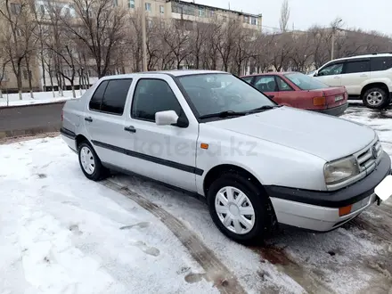 Volkswagen Vento 1994 года за 1 800 000 тг. в Тараз – фото 5