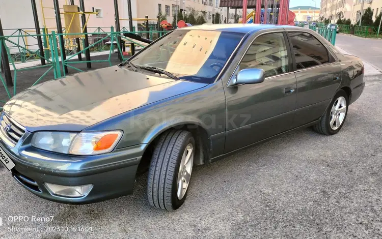 Toyota Camry 2000 года за 3 800 000 тг. в Шымкент