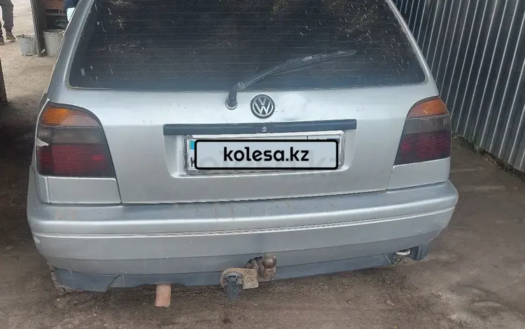 Volkswagen Golf 1996 года за 1 500 000 тг. в Уральск