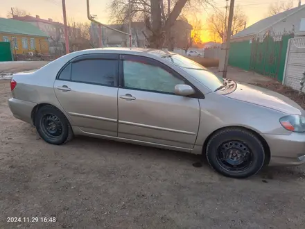 Toyota Corolla 2006 года за 4 700 000 тг. в Актобе – фото 2