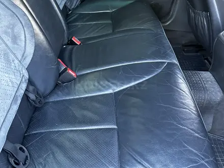 Mercedes-Benz E 320 2000 года за 4 300 000 тг. в Алматы – фото 13