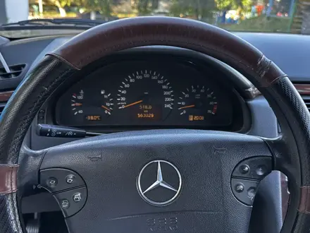 Mercedes-Benz E 320 2000 года за 4 300 000 тг. в Алматы – фото 15