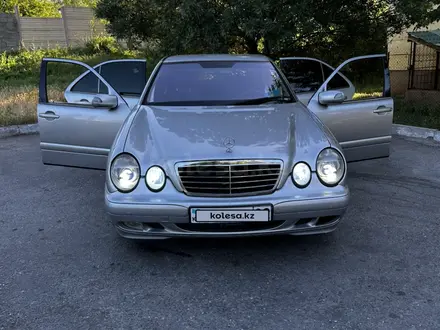 Mercedes-Benz E 320 2000 года за 4 300 000 тг. в Алматы – фото 18