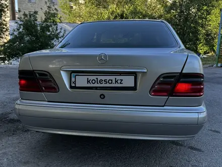 Mercedes-Benz E 320 2000 года за 4 300 000 тг. в Алматы – фото 5
