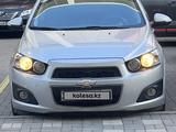 Chevrolet Aveo 2015 годаүшін4 200 000 тг. в Астана – фото 2