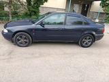 Audi A4 1995 года за 1 500 000 тг. в Караганда – фото 2