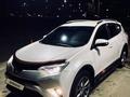 Toyota RAV4 2018 года за 11 300 000 тг. в Атырау – фото 10