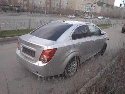 Chevrolet Aveo 2014 года за 77 700 тг. в Астана – фото 2