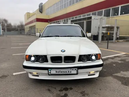 BMW 525 1994 года за 2 400 000 тг. в Алматы