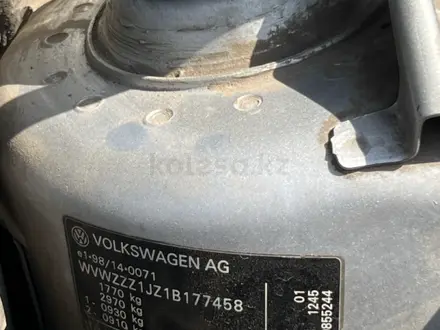 Volkswagen Golf 2001 года за 3 100 000 тг. в Алматы – фото 17