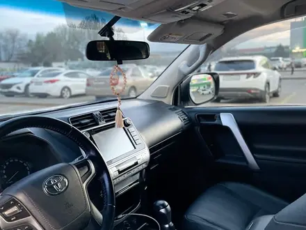 Toyota Land Cruiser Prado 2019 года за 26 000 000 тг. в Алматы – фото 7