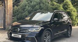 Volkswagen Tiguan 2021 года за 16 600 000 тг. в Алматы – фото 3