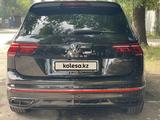 Volkswagen Tiguan 2021 года за 16 600 000 тг. в Алматы – фото 4