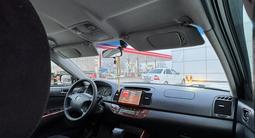 Toyota Camry 2004 года за 6 300 000 тг. в Астана – фото 5