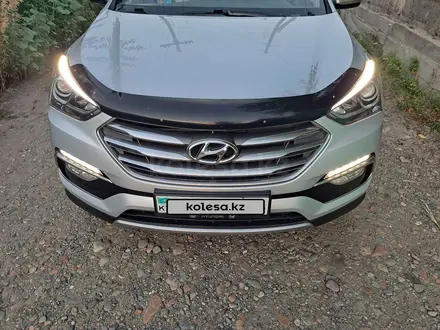 Hyundai Santa Fe 2017 года за 12 900 000 тг. в Усть-Каменогорск – фото 6