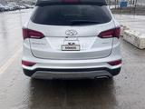 Hyundai Santa Fe 2018 годаүшін8 500 000 тг. в Атырау – фото 3