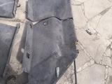 Обшивка багажника A2106800536 за 5 000 тг. в Астана