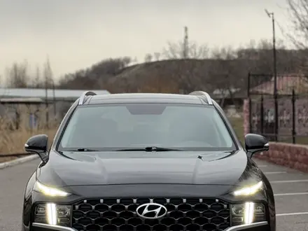 Hyundai Santa Fe 2023 года за 15 850 000 тг. в Шымкент – фото 2