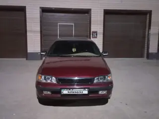 Toyota Carina E