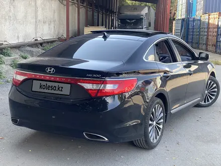 Hyundai Grandeur 2013 года за 8 800 000 тг. в Байсерке – фото 5