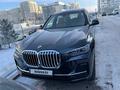 BMW X7 2022 года за 55 000 000 тг. в Астана