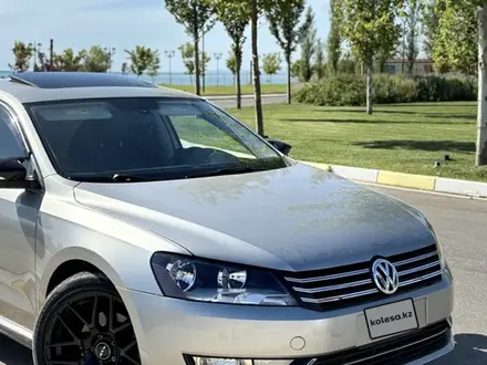 Volkswagen Passat 2013 года за 5 100 000 тг. в Актау – фото 5