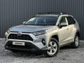 Toyota RAV4 2019 года за 14 990 000 тг. в Актобе