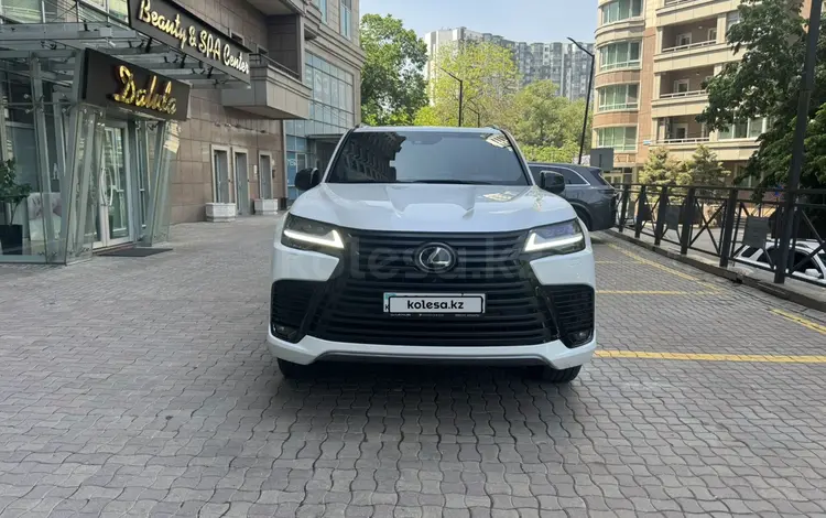 Lexus LX 600 2022 года за 82 500 000 тг. в Алматы