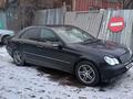 Mercedes-Benz C 240 2001 года за 3 000 000 тг. в Семей – фото 2