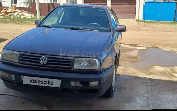 Volkswagen Passat 1993 года за 1 470 000 тг. в Уральск