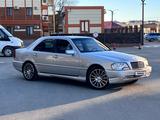 Mercedes-Benz C 220 1996 годаfor3 450 000 тг. в Атырау – фото 4