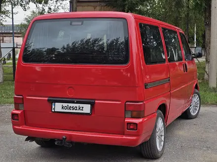 Volkswagen Transporter 2003 года за 4 440 000 тг. в Костанай – фото 11