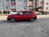 Volkswagen Golf 1995 годаүшін1 200 000 тг. в Актобе – фото 3