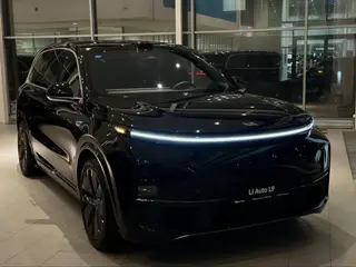 Li L9