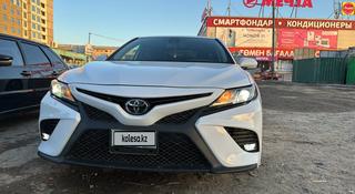 Toyota Camry 2020 года за 10 500 000 тг. в Атырау