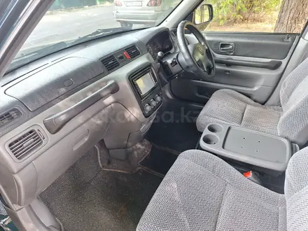 Honda CR-V 1997 года за 3 500 000 тг. в Алматы – фото 8